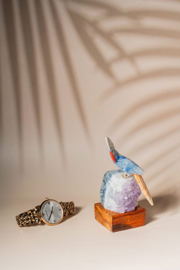 Semi-precious stone parrot figurine for home decor and wedding gifting