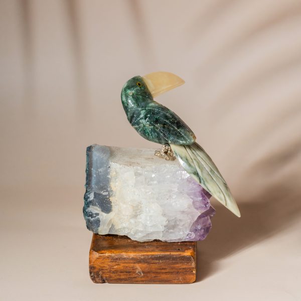 Semi-precious stone parrot figurine for home decor and wedding gifting