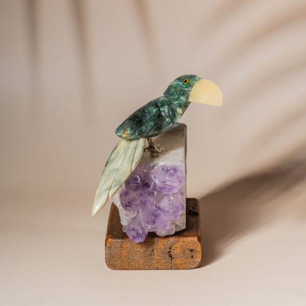 Semi-precious stone parrot figurine for home decor and wedding gifting