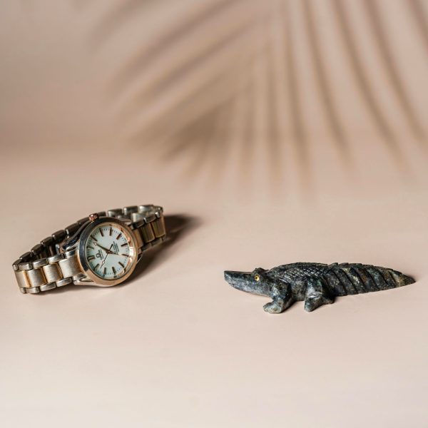 Stone crocodile figurine made from semi-precious stone for home decor
